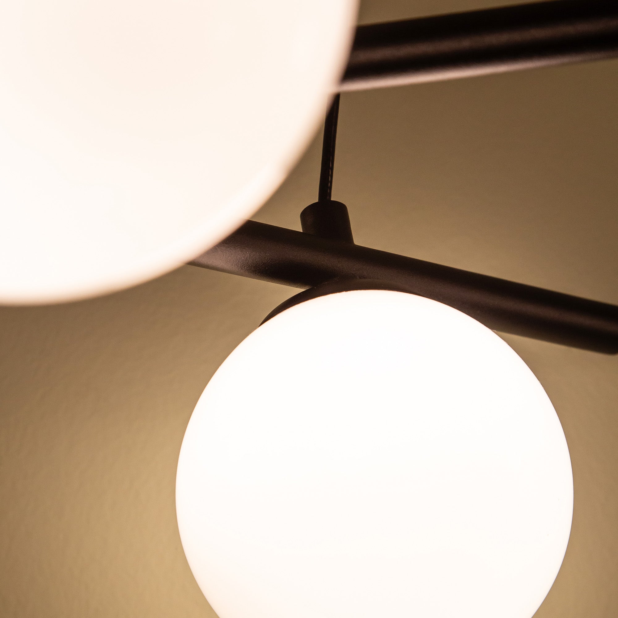 Amara 32-in Chandelier