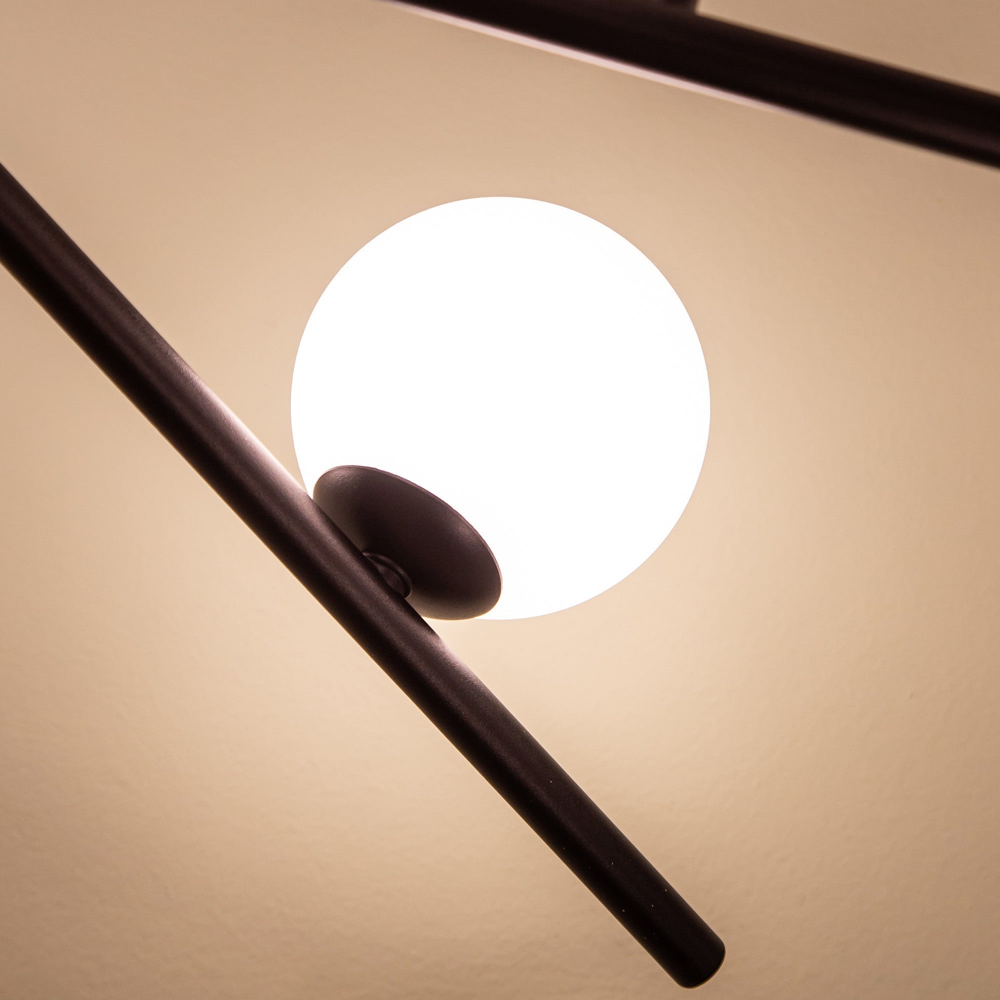 Amara 32-in Chandelier