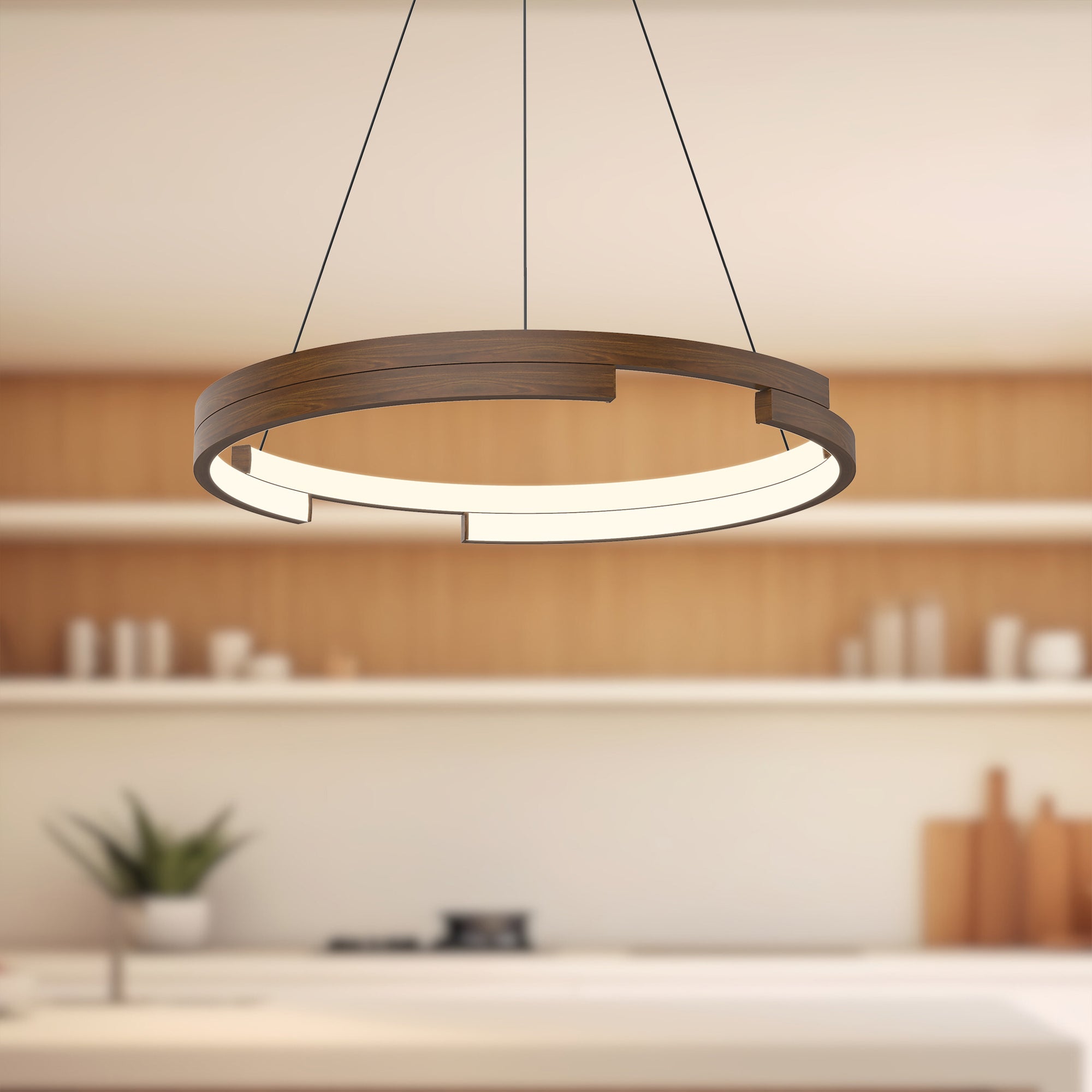 Anello Minor 19-in Pendant