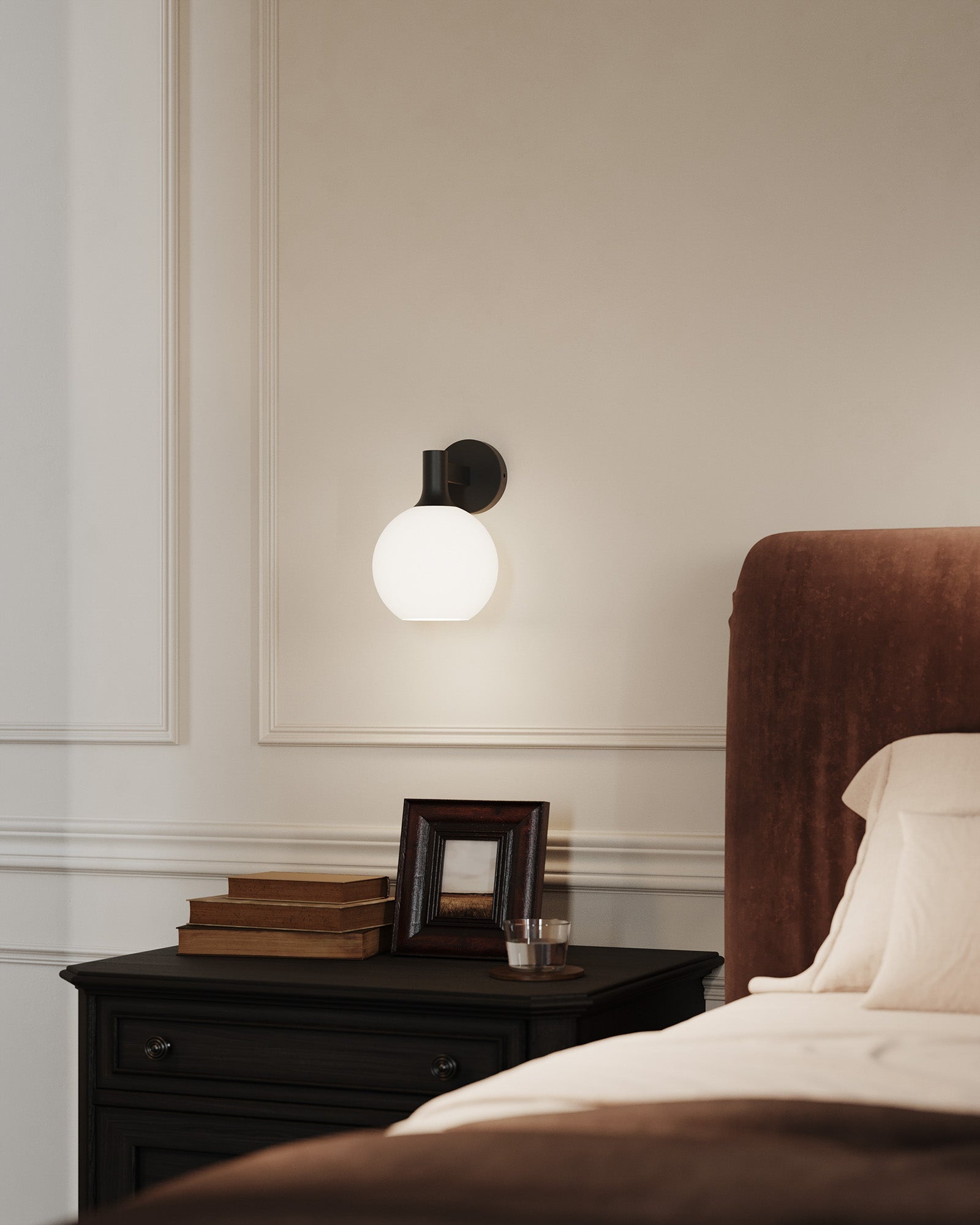 Castilla 8-in Wall/Vanity Light