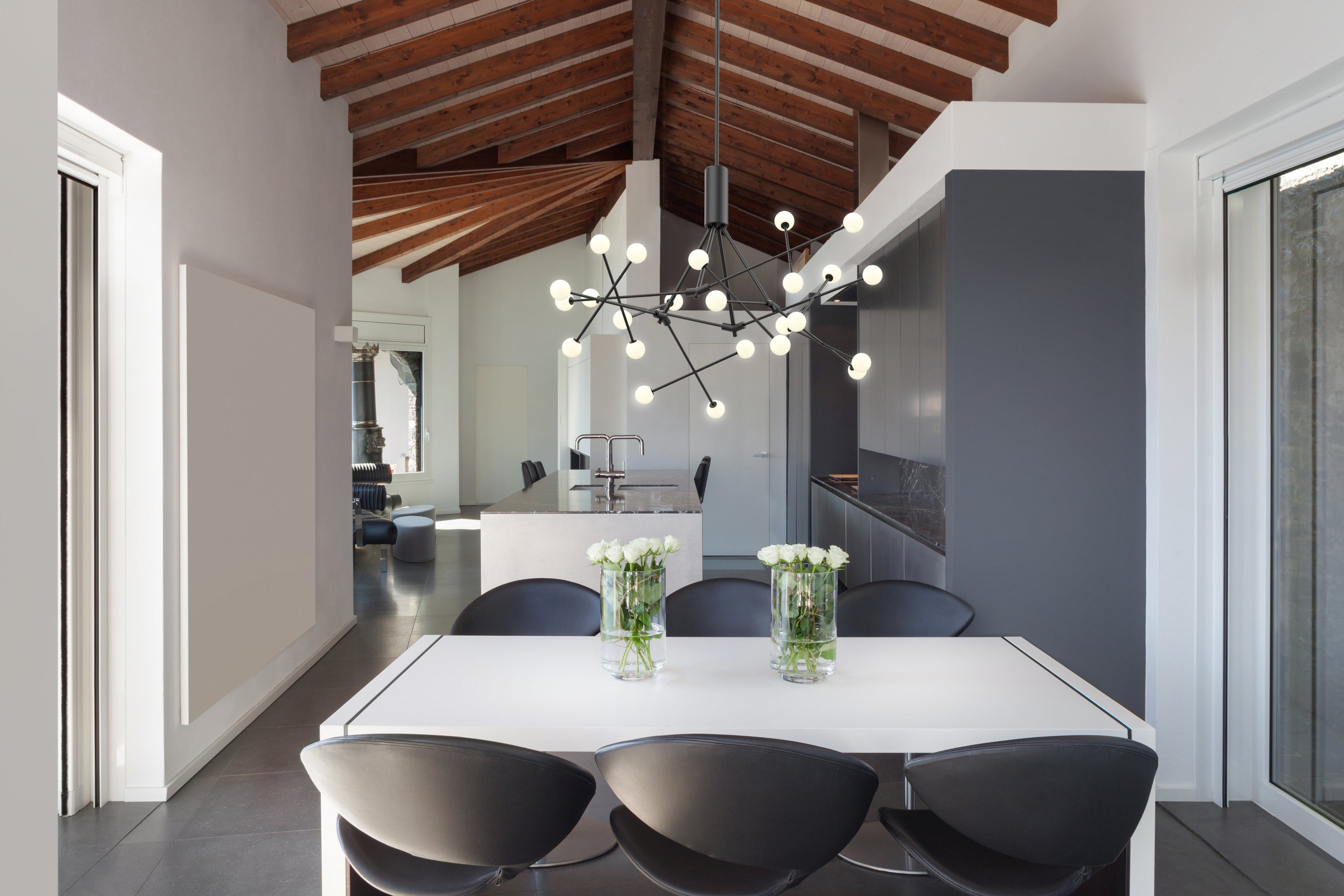 Moto 39-in Chandelier