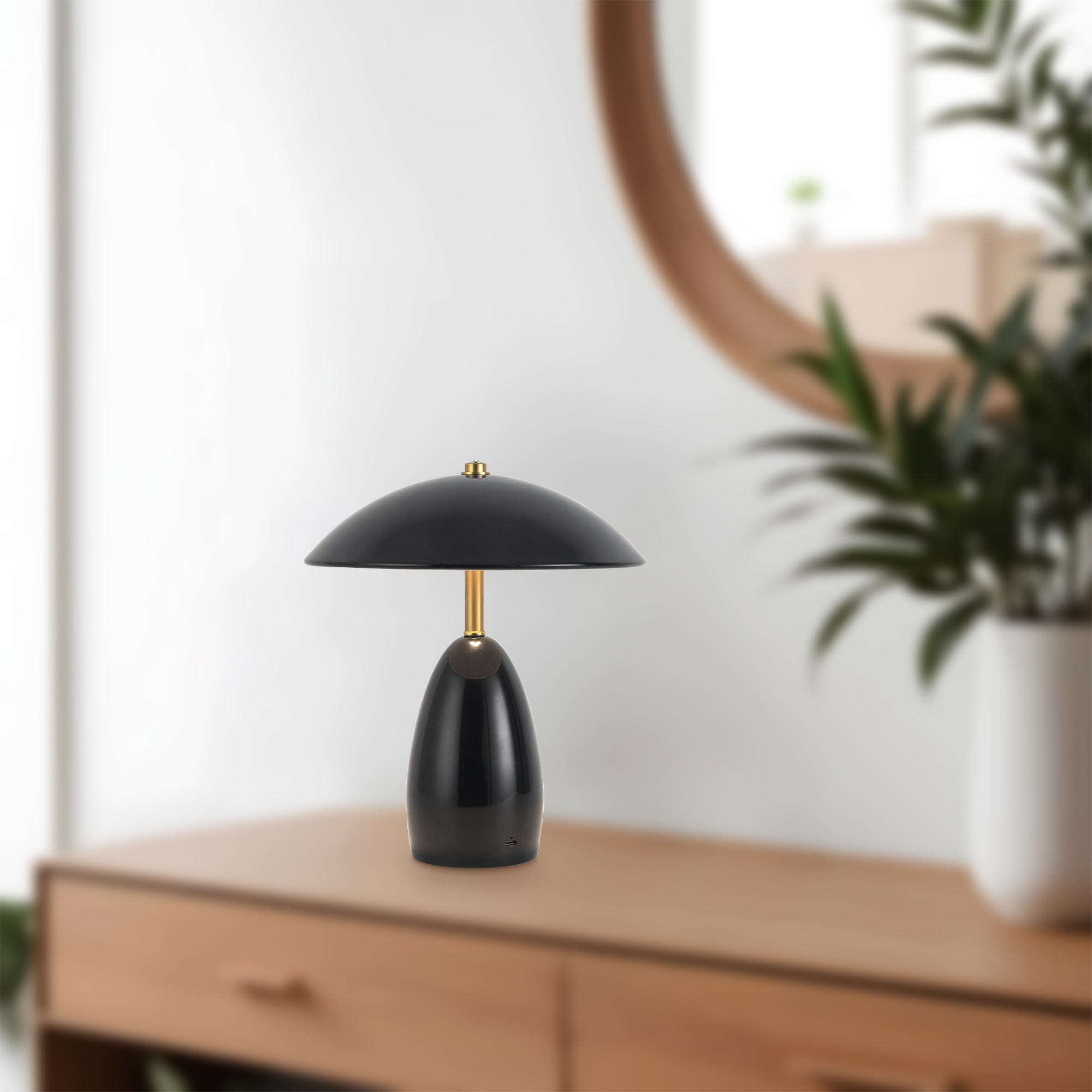 Poppy 9-in Table Lamp