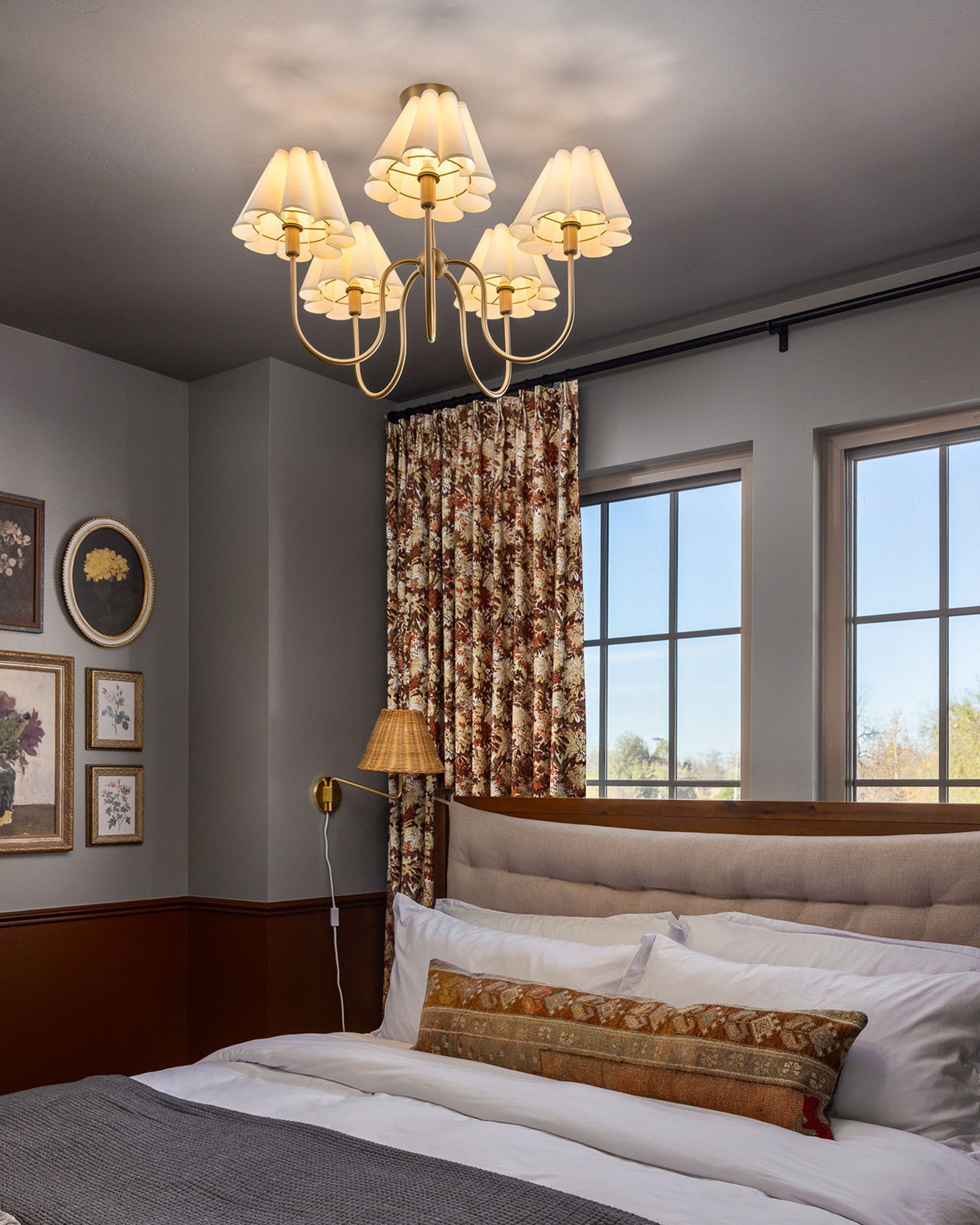 Rosemary 31-in Chandelier