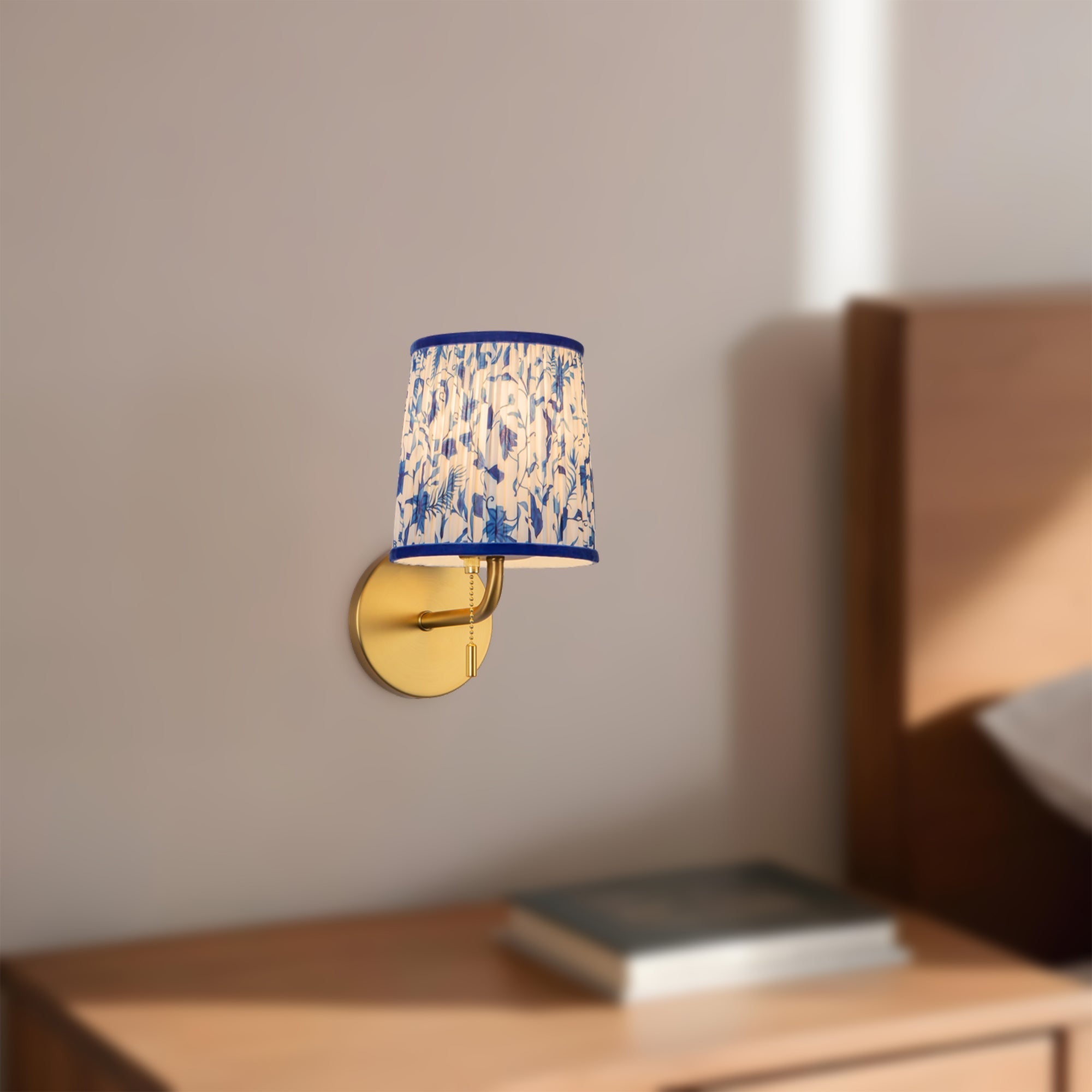 Scout 6-in Wall/Vanity Light
