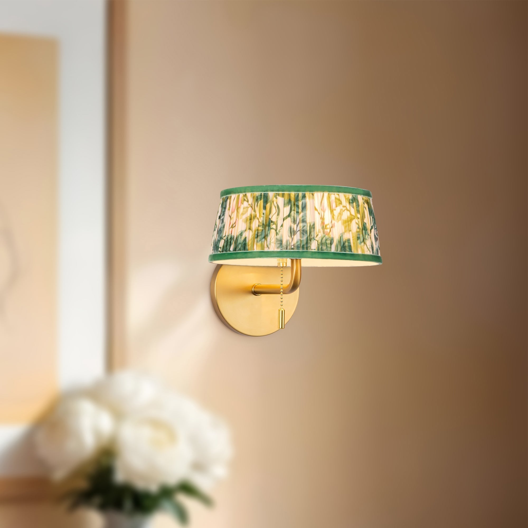 Scout 8-in Wall/Vanity Light