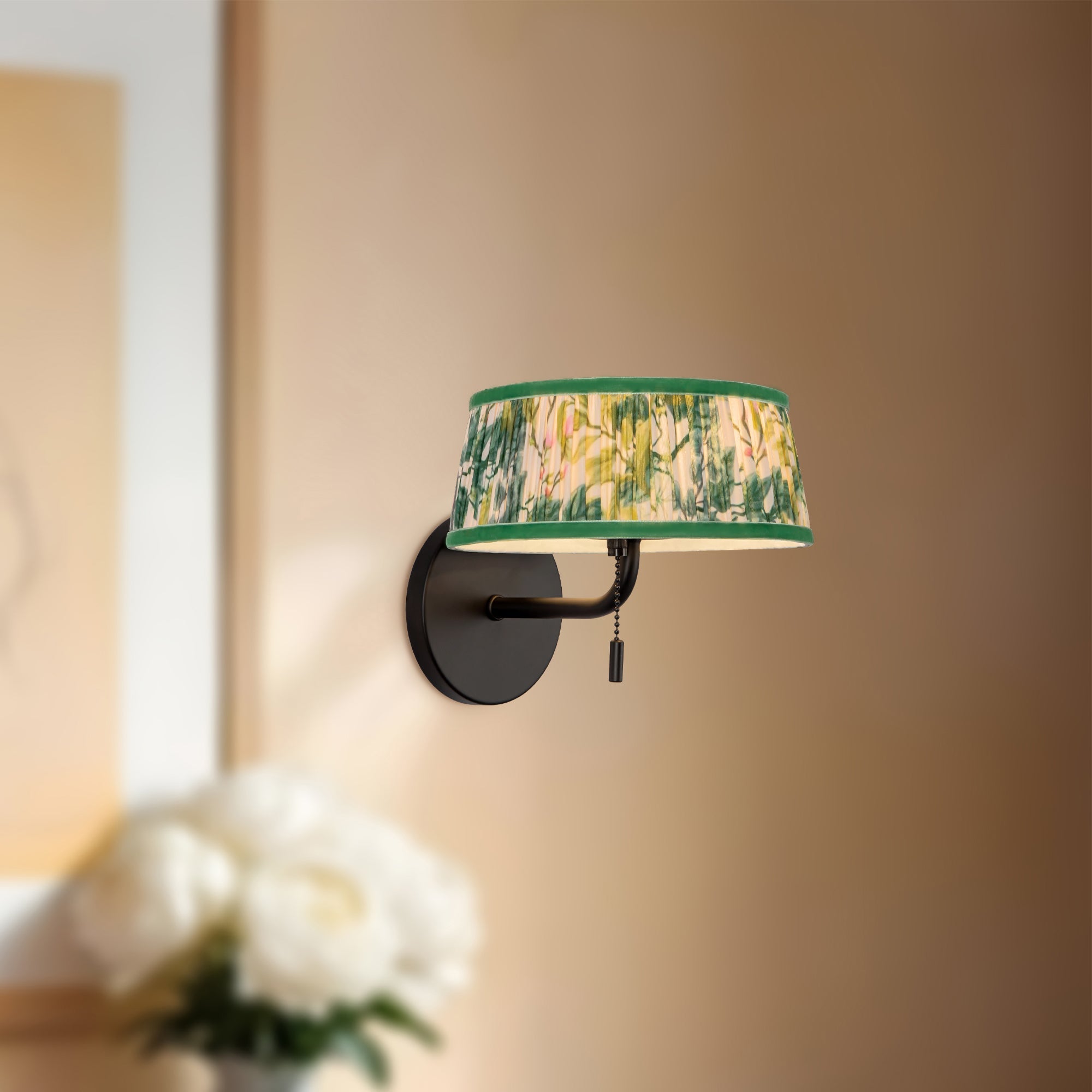 Scout 8-in Wall/Vanity Light