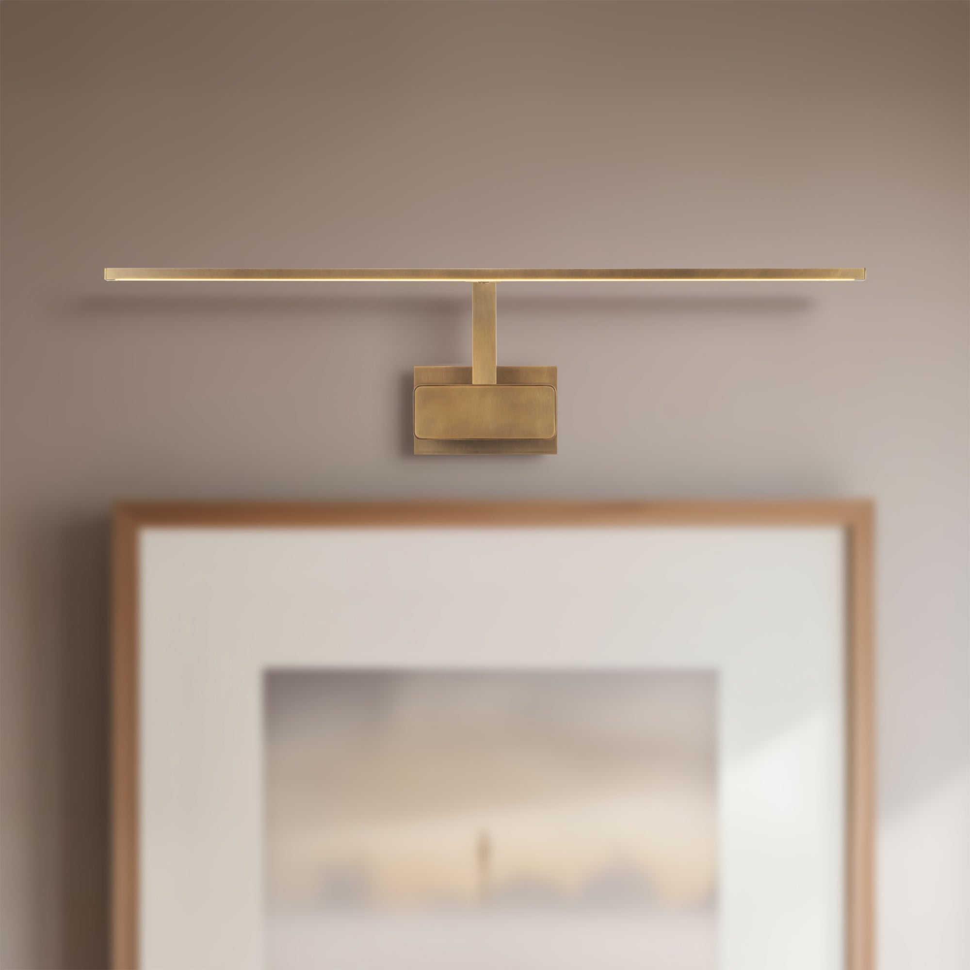Vega Minor Picture 34-in Wall/Picture Light