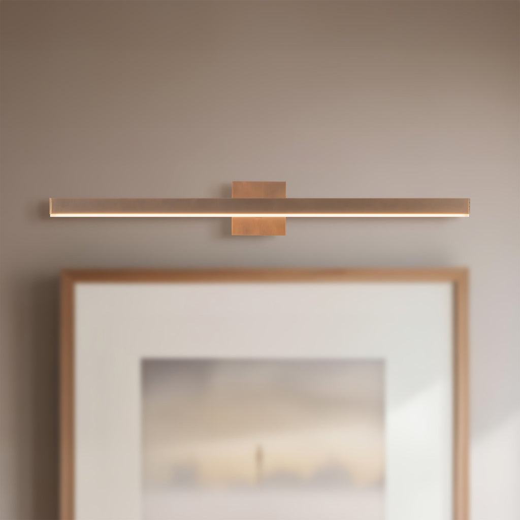 Vega Picture 31-in Wall/Picture Light